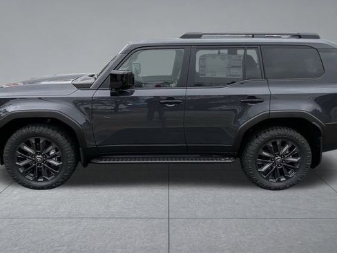 New 2026 Toyota Land Cruiser image 4