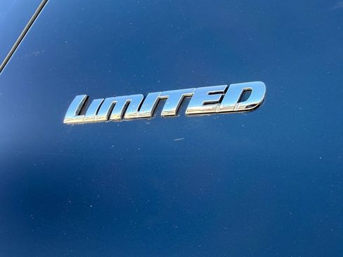 Used 2016 Toyota 4Runner Limited AWD/4WD image 12