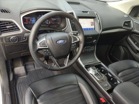 Used 2020 Ford Edge SEL w/ Convenience Package image 12