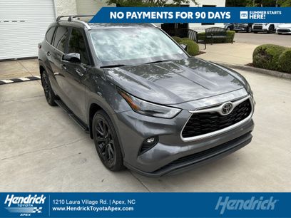 Used 2023 Toyota Highlander XLE