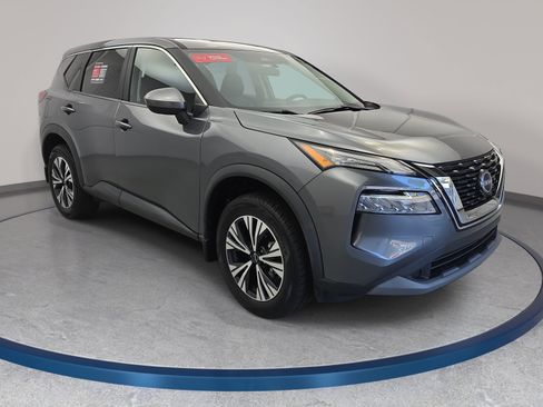 Certified 2023 Nissan Rogue SV FWD image 3