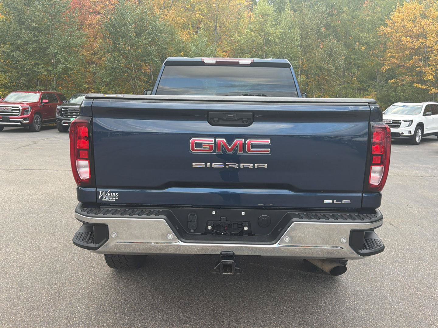 Used 2022 GMC Sierra 2500 SLE w/ SLE Convenience Package AWD/4WD image 4