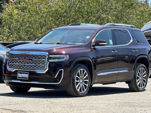 Used 2021 GMC Acadia Denali w/ Denali Ultimate Package AWD/4WD image 8