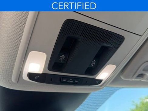 Certified 2025 Honda Pilot Elite image 21