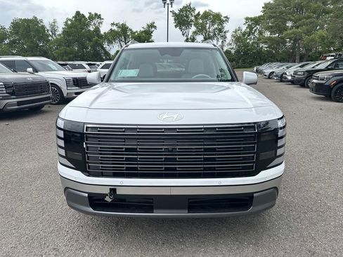 New 2026 Hyundai Palisade SEL Premium FWD image 2