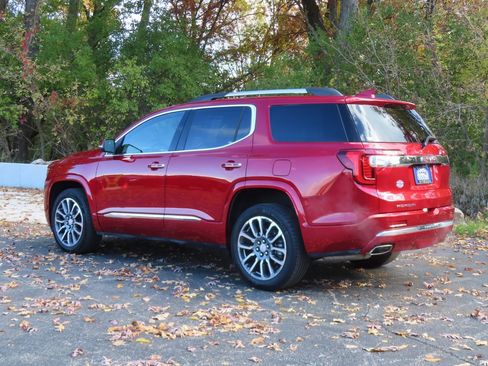 Used 2023 GMC Acadia Denali w/ Denali Ultimate Package image 33