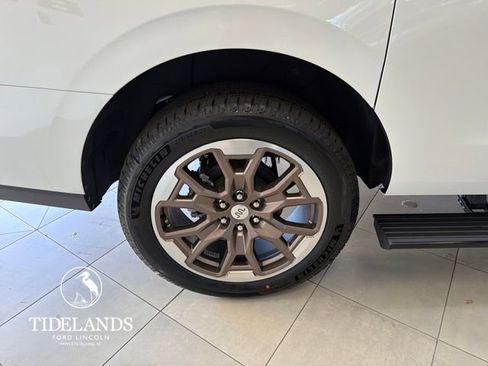 New 2025 Ford Expedition Max King Ranch image 30