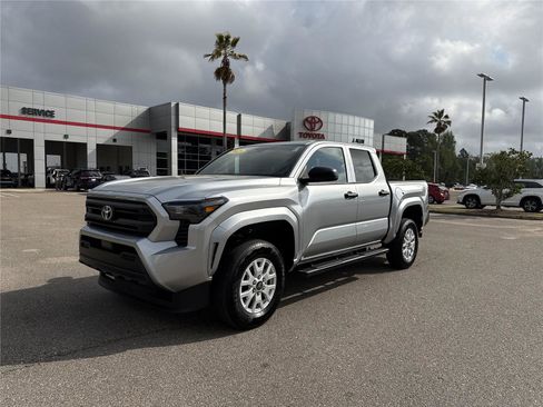 Certified 2025 Toyota Tacoma SR image 1