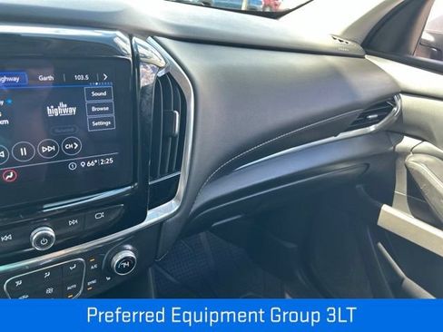 Used 2021 Chevrolet Traverse LT AWD/4WD image 4