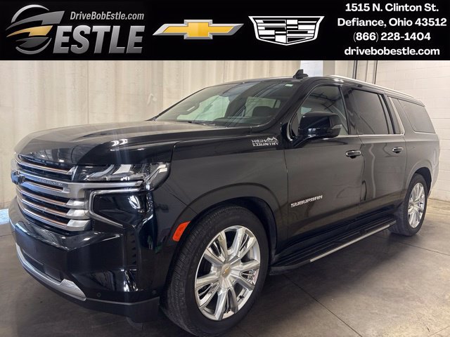 Used 2023 Chevrolet Suburban High Country w/ Advanced Technology Package AWD/4WD image 1