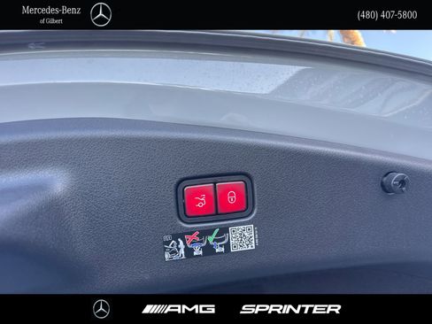 New 2026 Mercedes-Benz CLE 300 4MATIC Coupe image 8