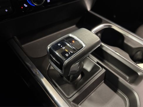 Used 2023 Chevrolet Silverado 1500 RST AWD/4WD image 35