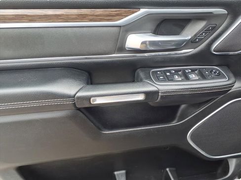 Used 2019 RAM 1500 Laramie image 13