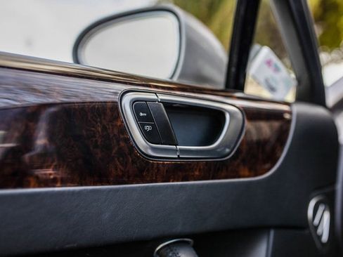 Used 2006 Bentley Flying Spur Flying Spur image 22