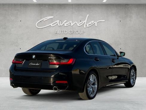 Used 2025 BMW 330i Sedan image 16