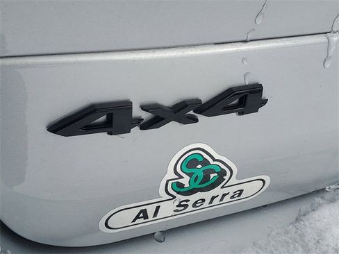 New 2025 Jeep Grand Cherokee L Altitude image 6