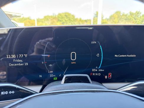 New 2026 Cadillac Optiq Luxury 2 image 26