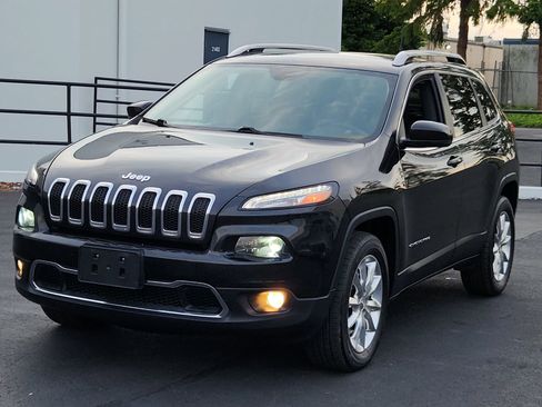 Used 2016 Jeep Cherokee Limited image 1