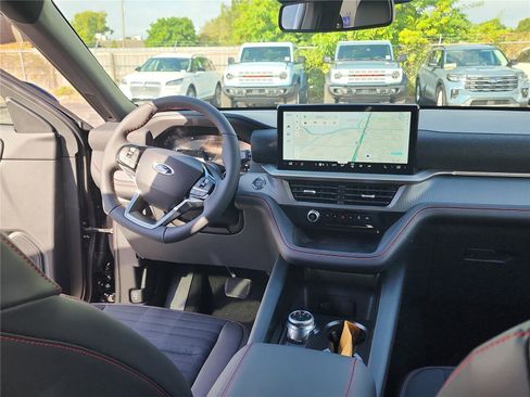 New 2026 Ford Explorer ST-Line w/ ST-Line Street Pack image 20