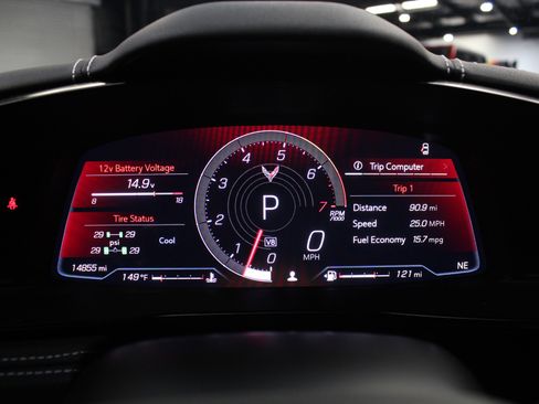 Used 2024 Chevrolet Corvette Stingray Coupe w/ Z51 Performance Package image 59