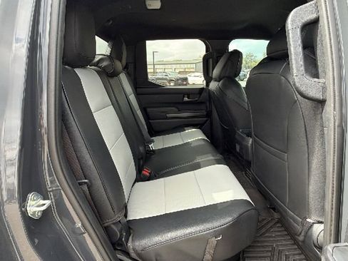 Used 2024 Toyota Tacoma TRD Sport image 37