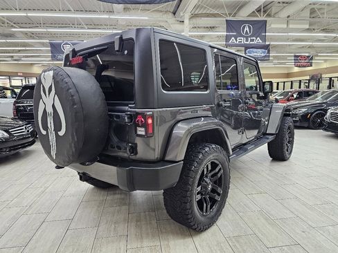 Used 2017 Jeep Wrangler Unlimited Sahara w/ Connectivity Group image 6