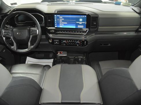 Used 2023 Chevrolet Silverado 1500 ZR2 w/ Technology Package AWD/4WD image 35