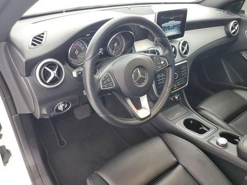 Used 2016 Mercedes-Benz CLA 250 image 18