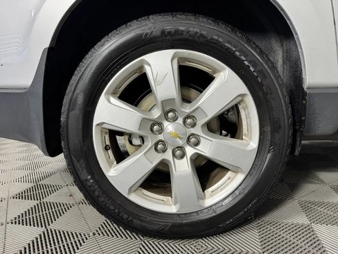 Used 2017 Chevrolet Traverse LT w/ Style and Technology Package AWD/4WD image 43
