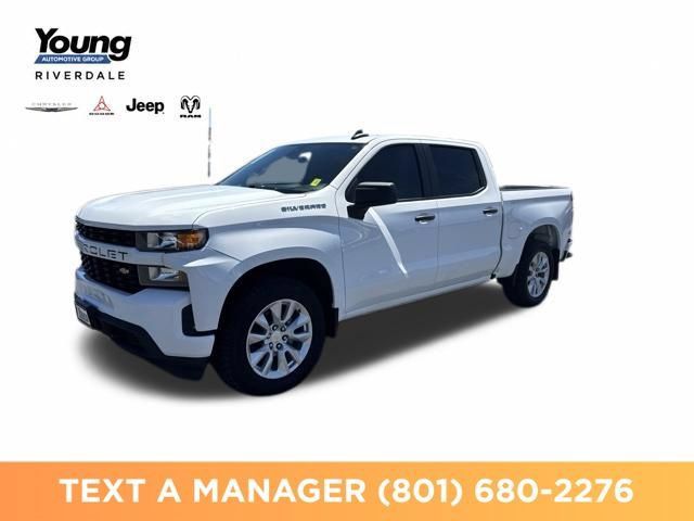 Used 2022 Chevrolet Silverado 1500 Custom w/ Safety Confidence Package AWD/4WD image 3