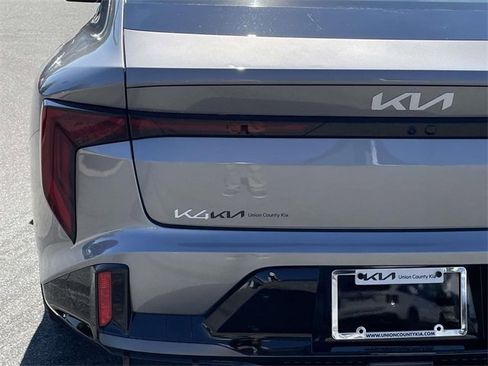 New 2025 Kia K4 GT-Line image 10