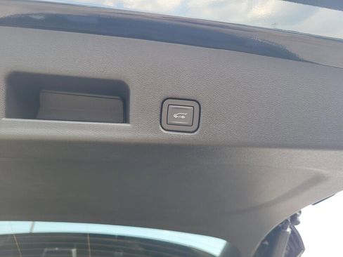 New 2026 Buick Enclave Avenir w/ Super Cruise Package image 9