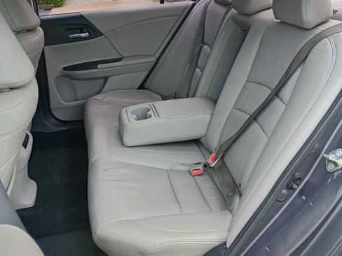 Used 2015 Honda Accord EX-L image 18
