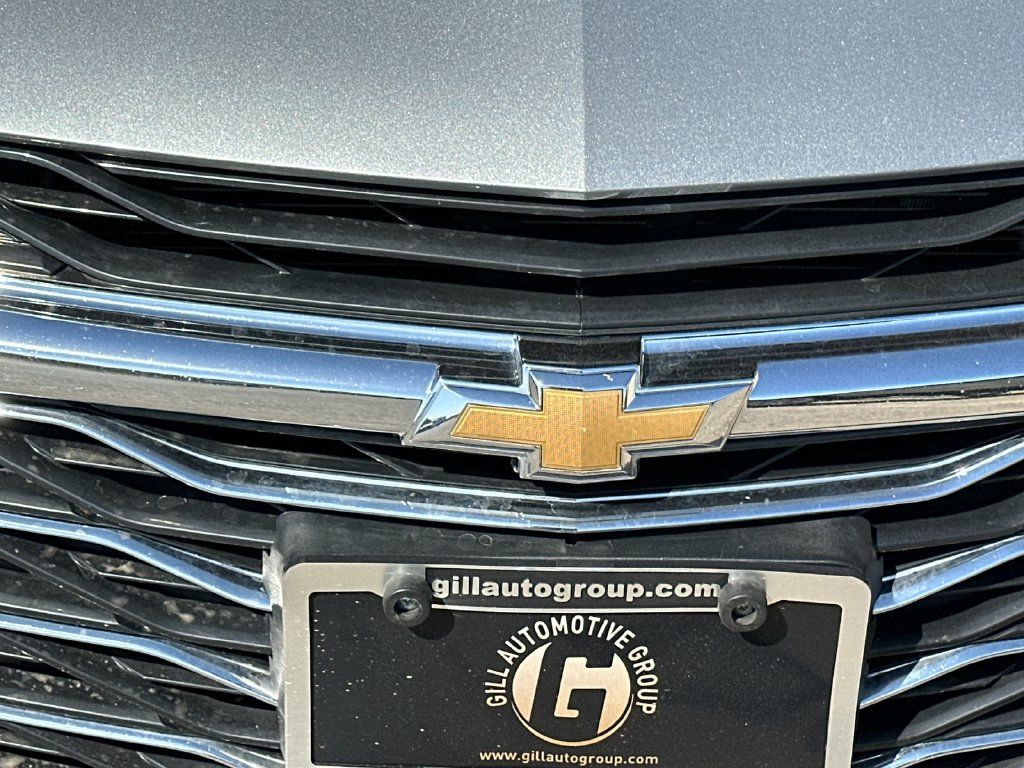 Used 2023 Chevrolet Malibu LT FWD image 37