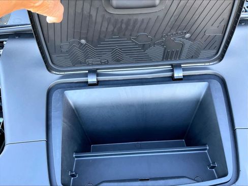 New 2026 Volvo EX30 Ultra w/ Protection Package Premier image 32