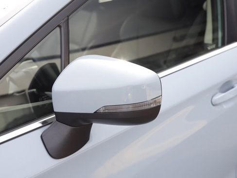 Used 2023 Subaru Crosstrek 2.5i Limited image 12