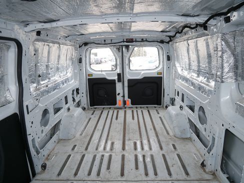 Used 2020 Ford Transit 250 Low Roof image 12