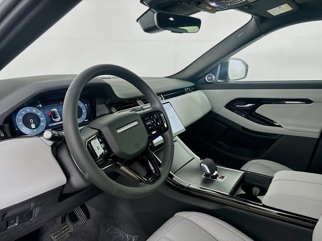 Used 2026 Land Rover Range Rover Evoque S AWD/4WD image 9