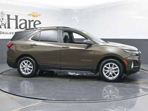 Used 2024 Chevrolet Equinox LT FWD image 1