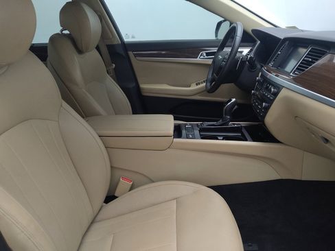 Used 2016 Hyundai Genesis 3.8 w/ Option Group 02 RWD image 21
