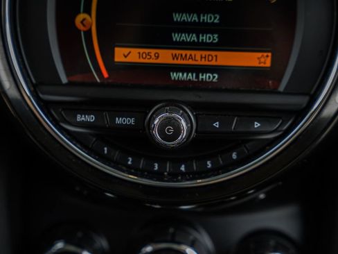 Used 2019 MINI Cooper S image 21