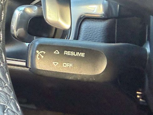 Used 2022 Porsche 718 Boxster image 46