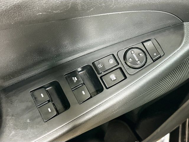 Used 2017 Hyundai Tucson SE w/ SE Popular Package 02 AWD/4WD image 15