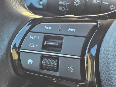 Used 2025 Honda Pilot EX-L image 36