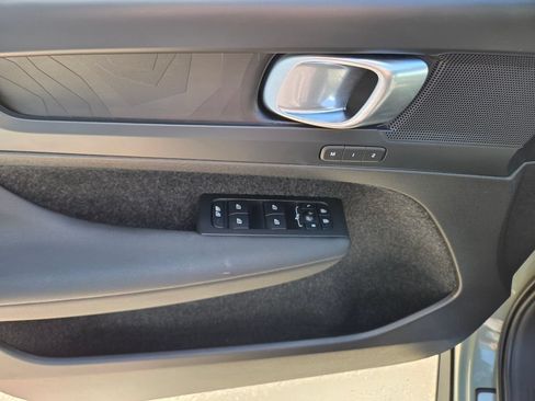 Used 2023 Volvo XC40 Recharge Plus w/ Protection Package Premier AWD/4WD image 23