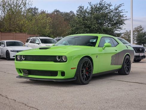Used 2015 Dodge Challenger SRT Hellcat image 7