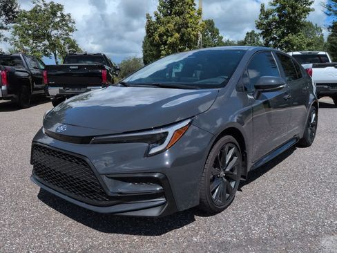 Certified 2026 Toyota Corolla SE FWD image 2