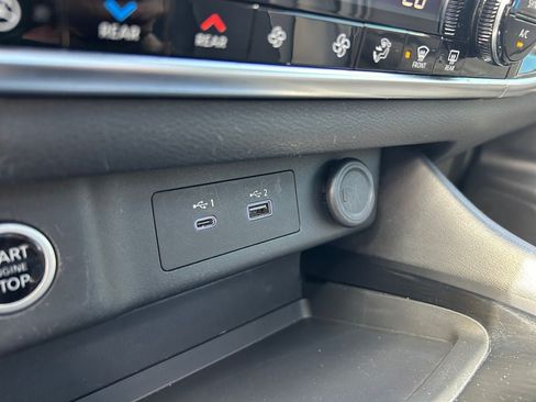 Used 2023 Nissan Rogue SL w/ SL Premium Package AWD/4WD image 32