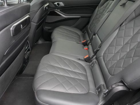 Used 2023 BMW X7 xDrive40i w/ Executive Package AWD/4WD image 36