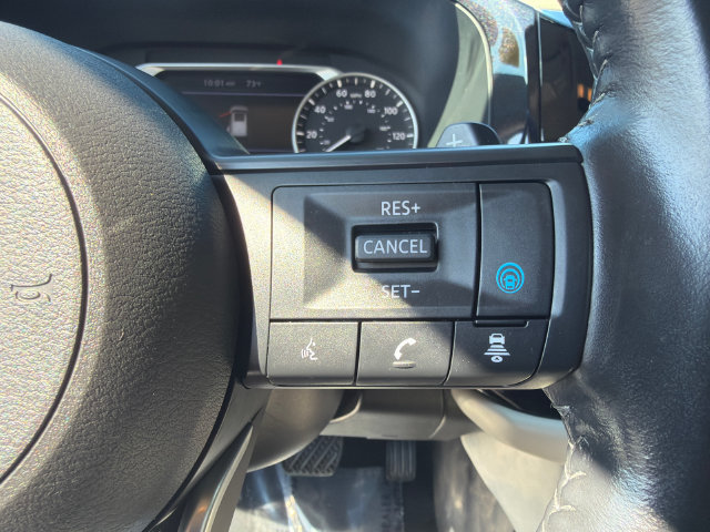 Used 2024 Nissan Pathfinder SV AWD/4WD image 31